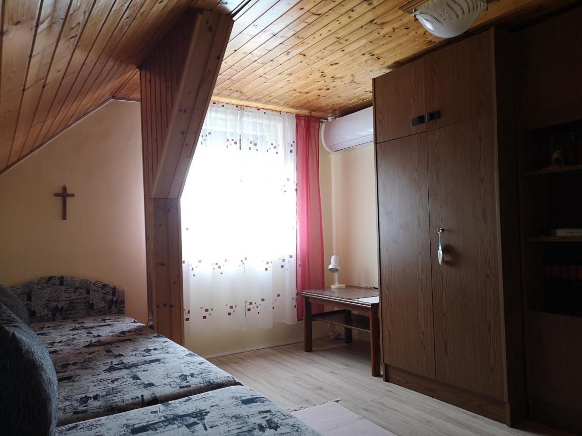 Szabo Vendeghaz Otel Siklós Dış mekan fotoğraf